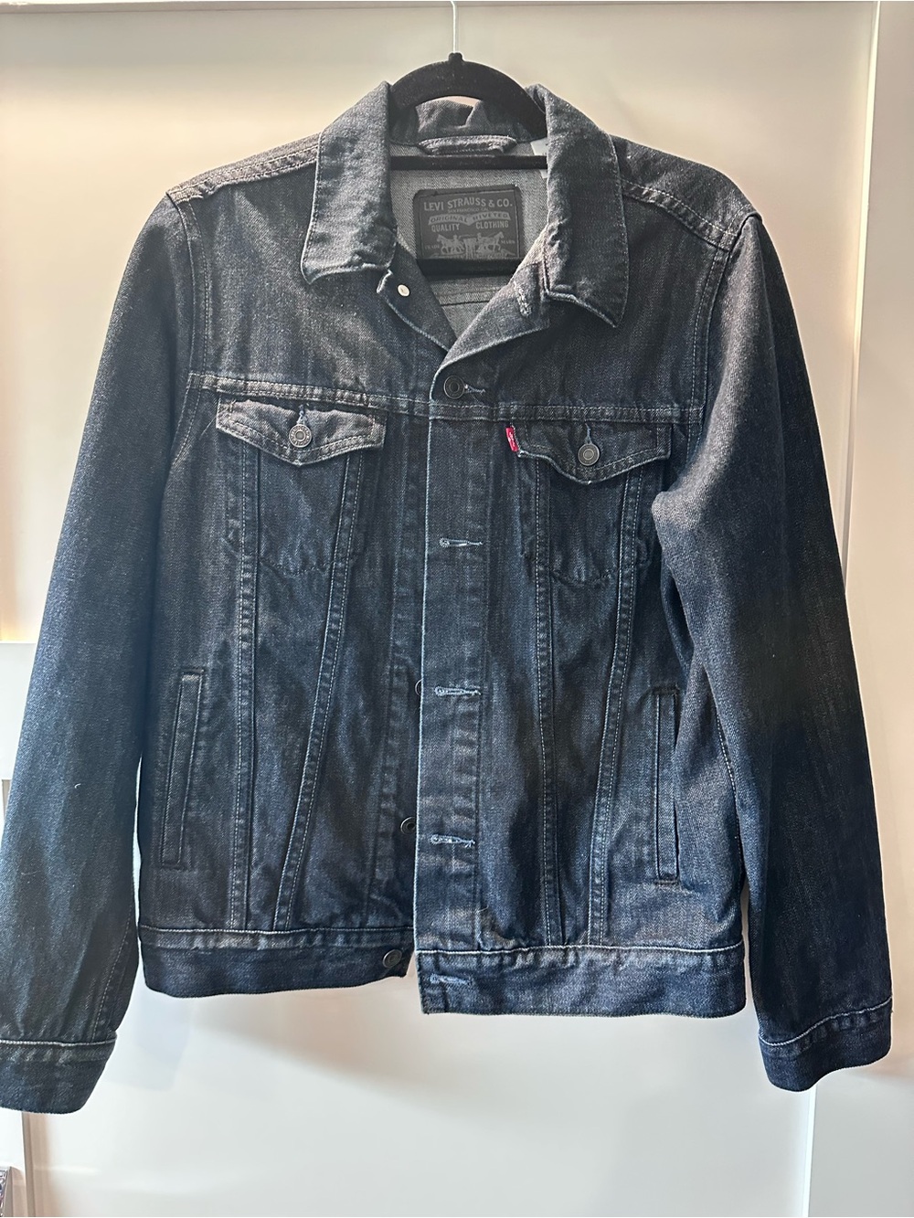 Levi's Men's TRUCKER Jacket - Dark Blue